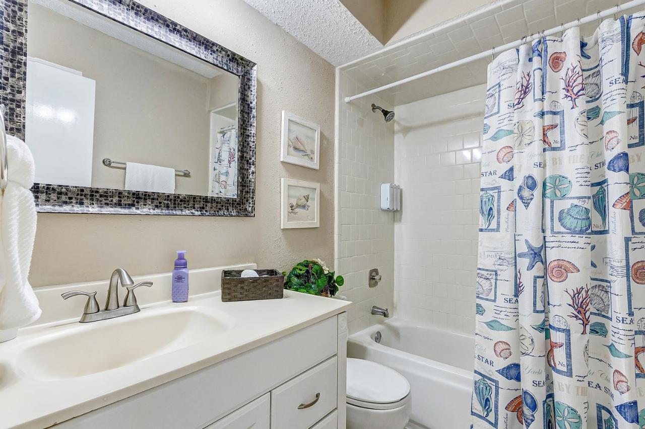 Cheerful 3-Bedroom Home With Indoor Fireplace Houston Dış mekan fotoğraf